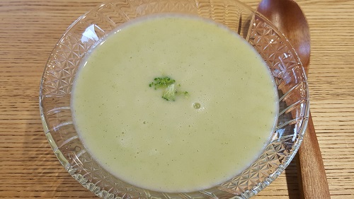 ブロッコリーの冷製スープ